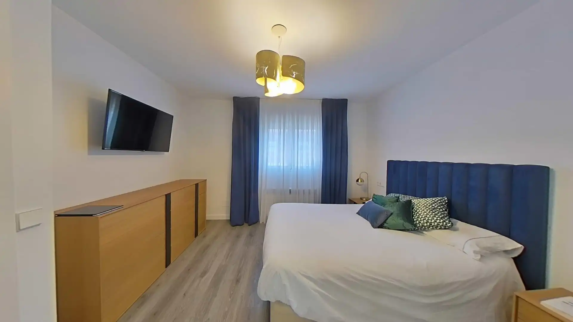 Bedroom of Detached homes for sale in Alcorcón  with Air Conditioner, Heating and Private garden
