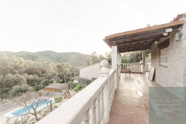 Casa-chalet en Venta en De Modolell en Molins de Rei