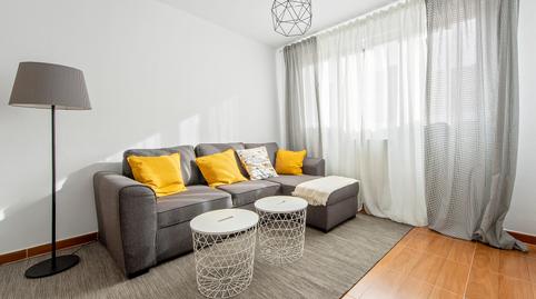 Photo 2 of Flat to rent in Calle del Transcantábrico, San Crispín - La Estación Consorcio, Madrid