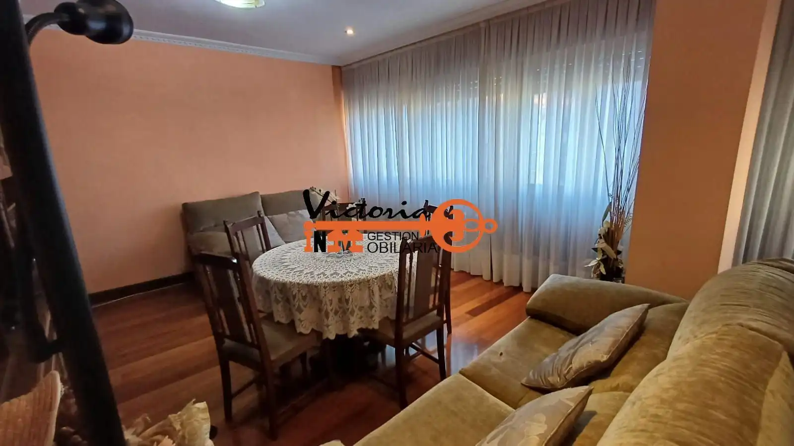 Living room of Apartments for sale in Castro-Urdiales  with Heating