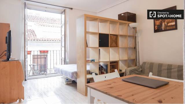 Piso en Alquiler en Universidad - Malasaña