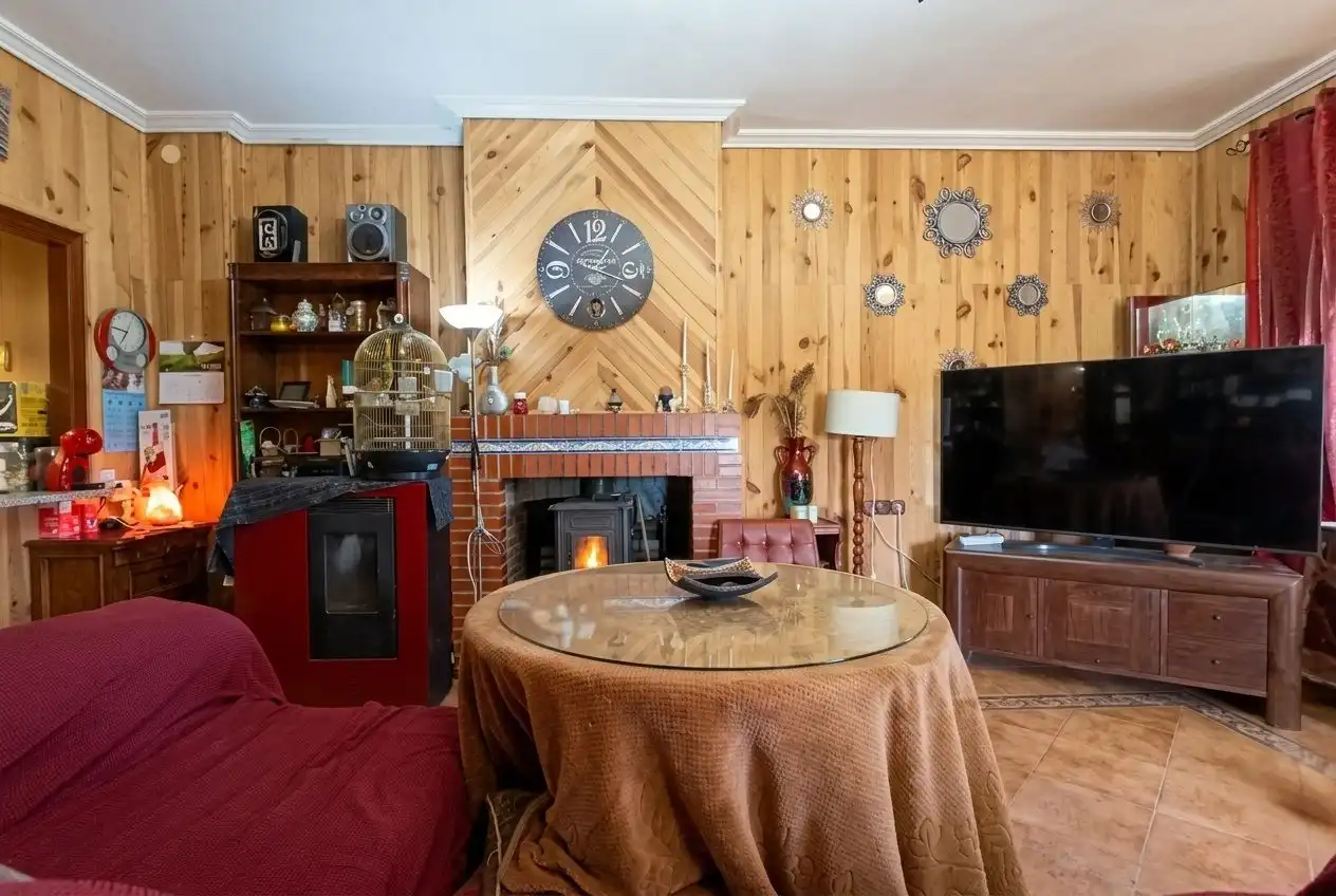 Sala d'estar de Finca rústica en venda en Andújar amb Jardí privat i Terrassa