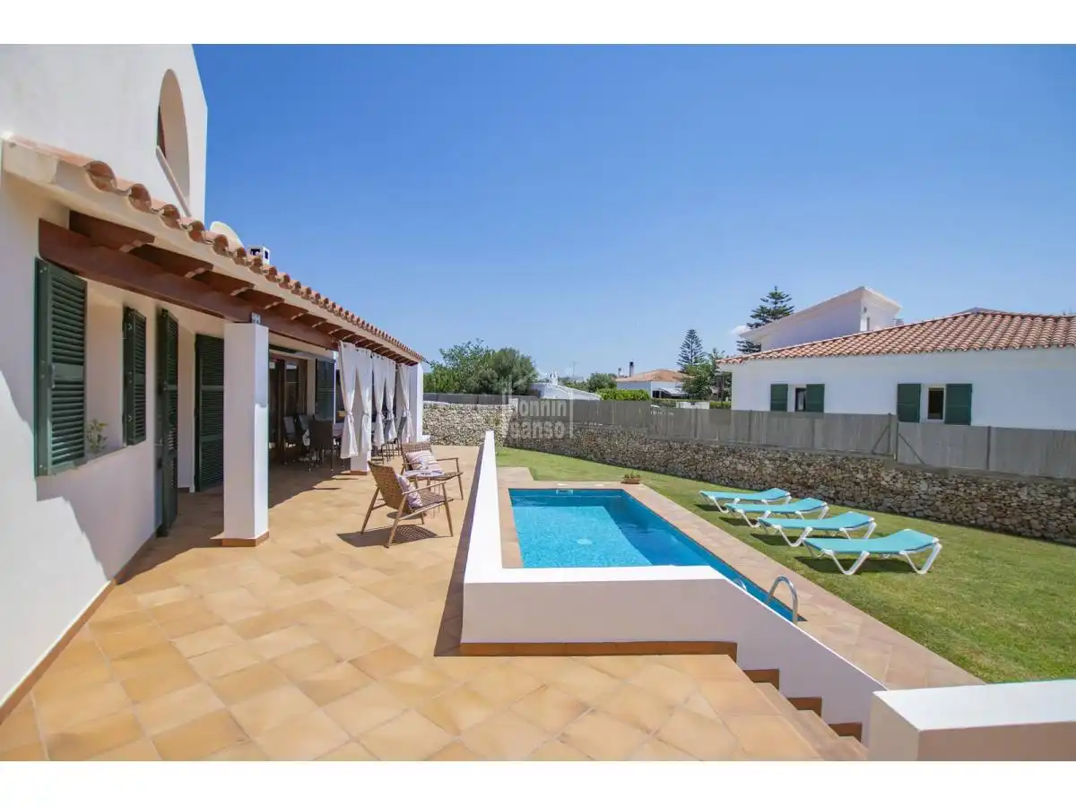 Vista exterior de Casa o chalet en venta en Ciutadella de Menorca con Calefacción, Jardín privado y Terraza