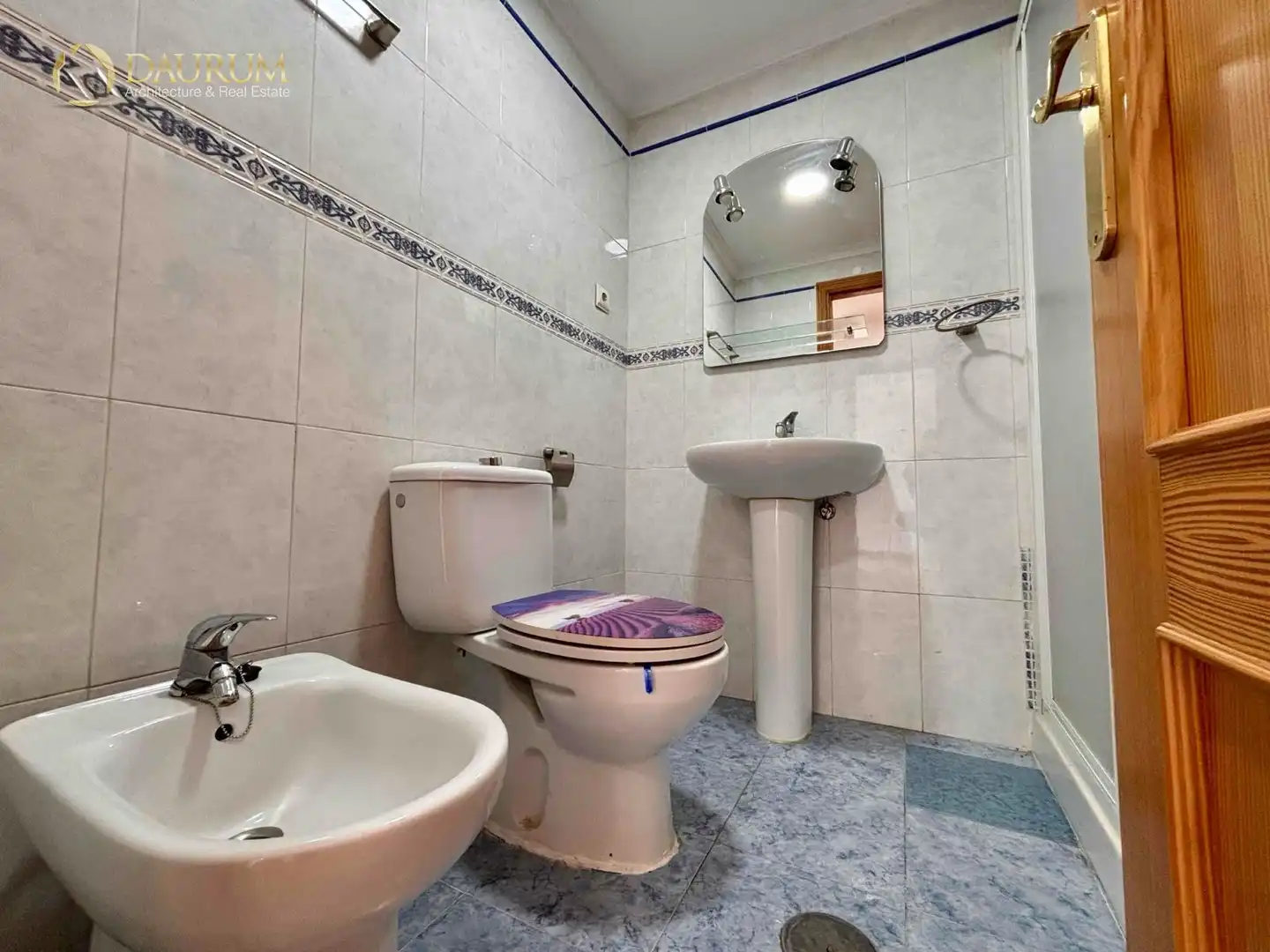 Flat with lift for sale in ALCALDE JOSÉ BENÍTEZ ROCHA, imagen 3
