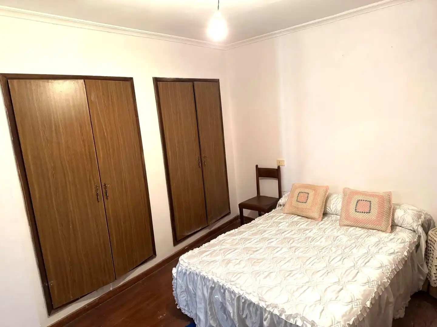 Dormitori de Casa adosada en venda en Verín