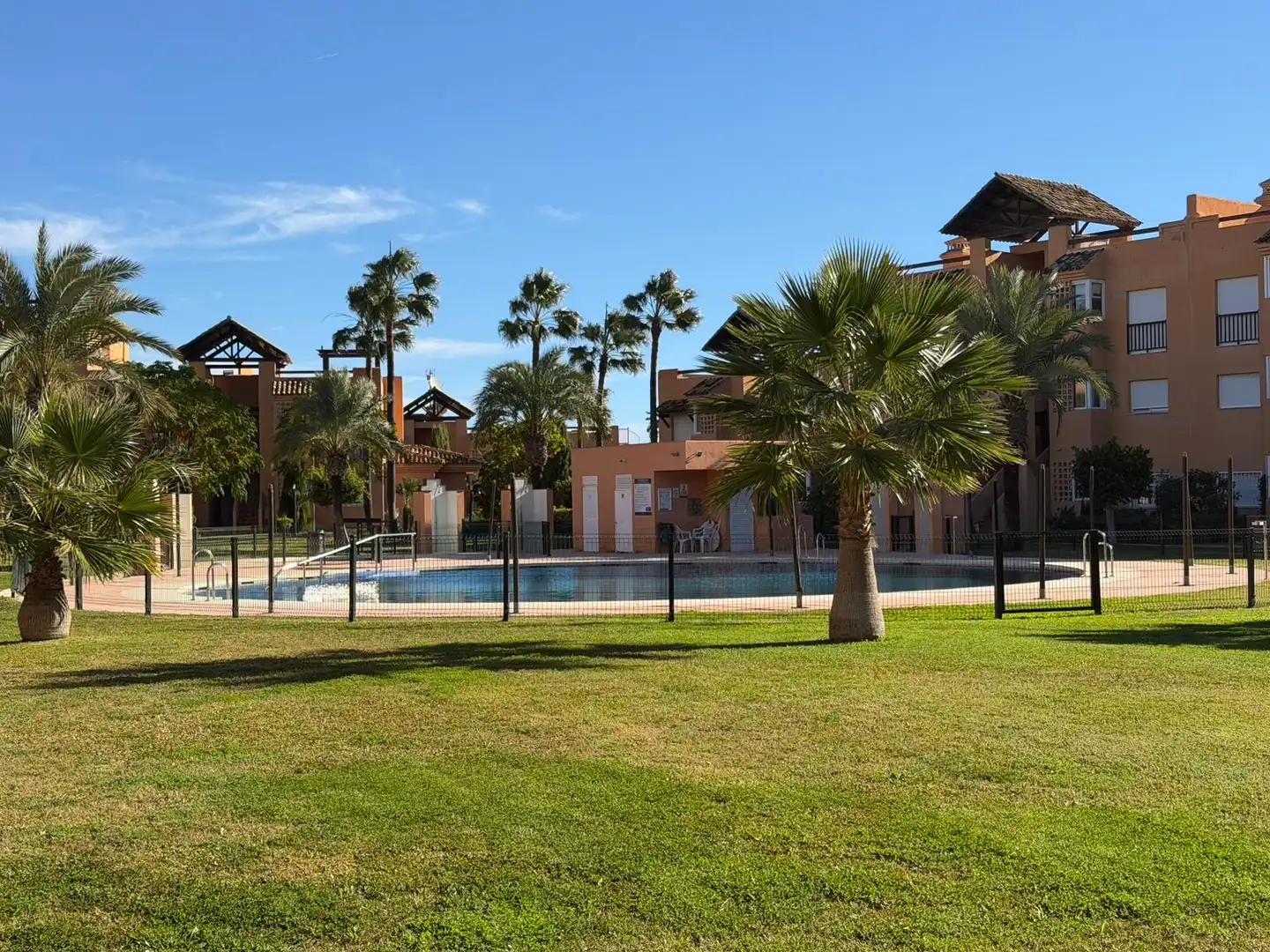 Piscina de Apartamento en venta en Casares con Terraza, Trastero y Amueblado