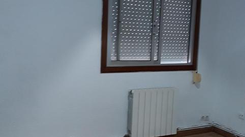 Foto 5 de Piso en venta en De Lastanosa, Barrio del Ave, Zaragoza