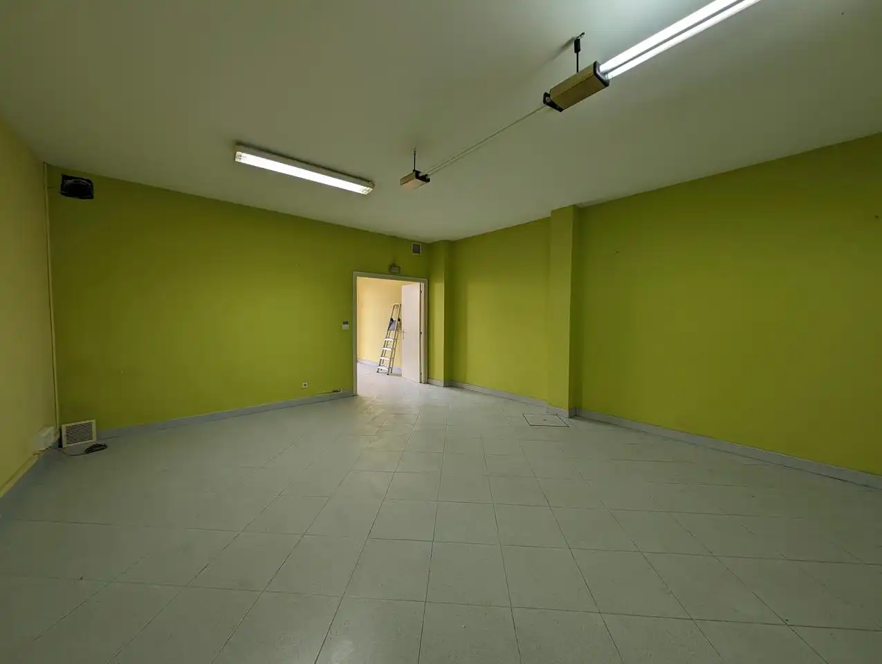 Local comercial en venta en Iparragirre Kalea