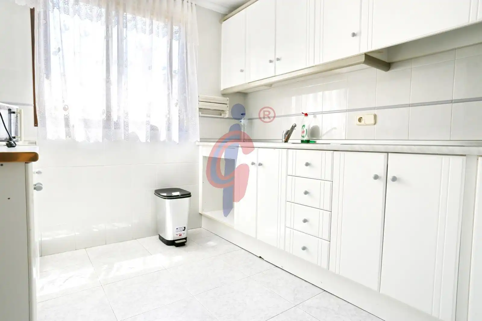 Kitchen of Apartments for sale in Guardamar del Segura  with Air Conditioner, Terrace and Furnished
