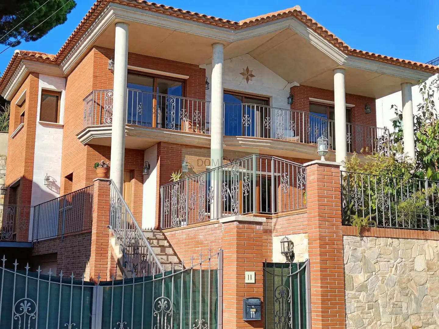 Casa o chalet en venta en Alzina, 11, Los Pinos - Politur
