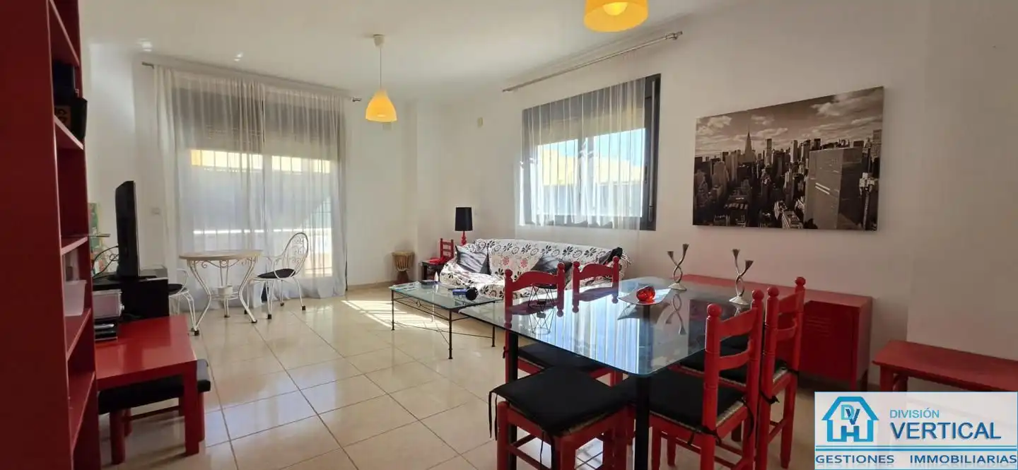 Sala de estar de Planta baja de alquiler en Paterna con Aire acondicionado, Calefacción y Terraza