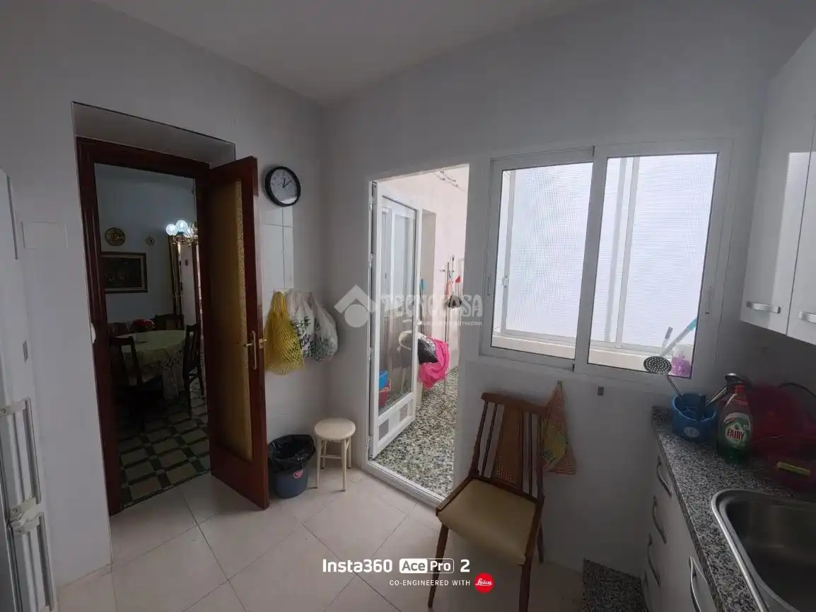 Piso en venta en Alicante / Alacant con Calefacción