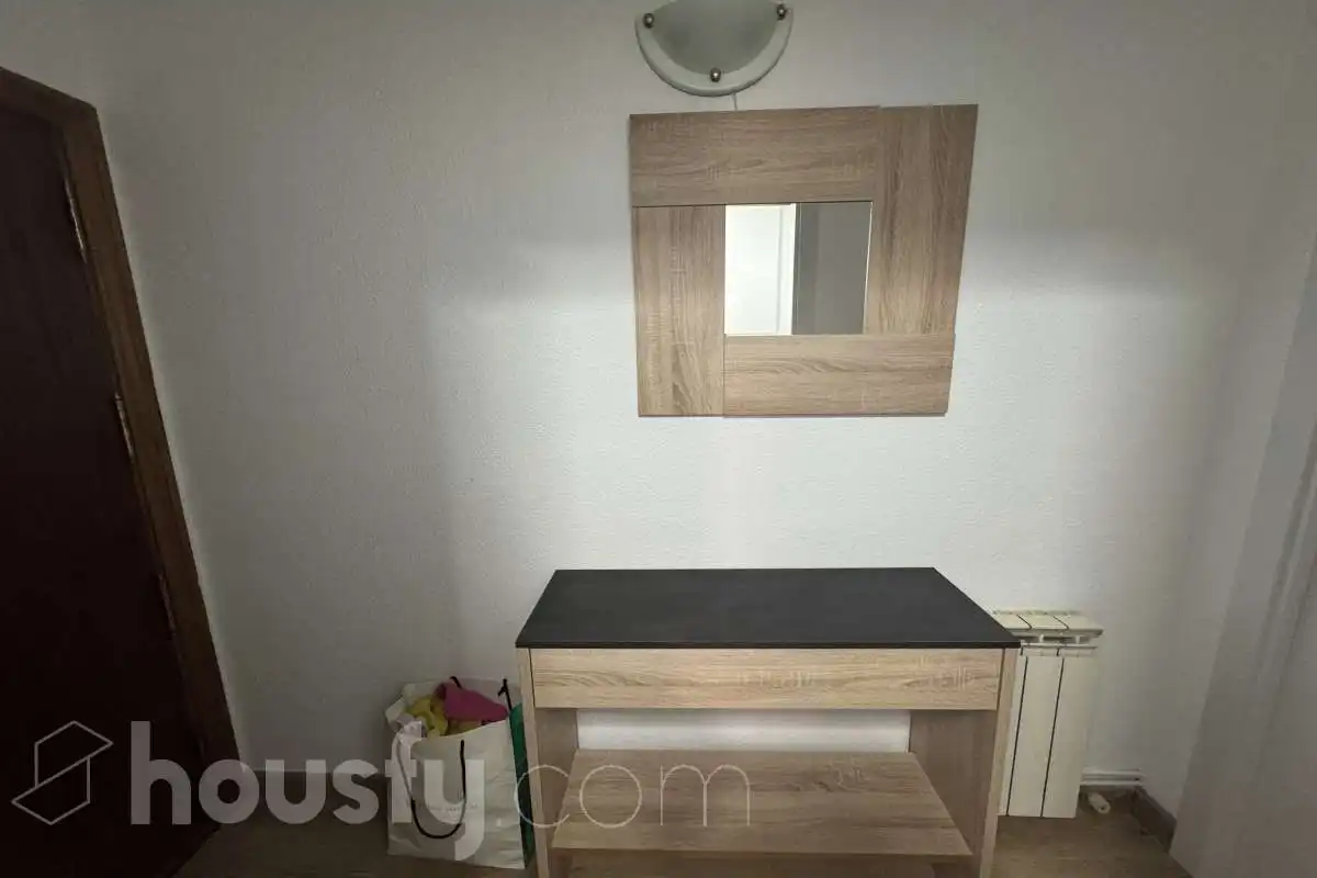 Habitación de Piso de alquiler en Móstoles con Parquet y Amueblado