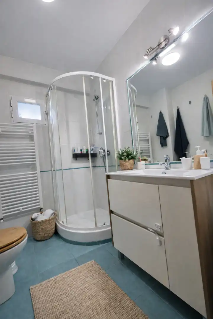 Badezimmer von Wohnung zum Verkauf in Hoyo de Manzanares mit Abstellraum, Balkon und Gemeinschaftspool