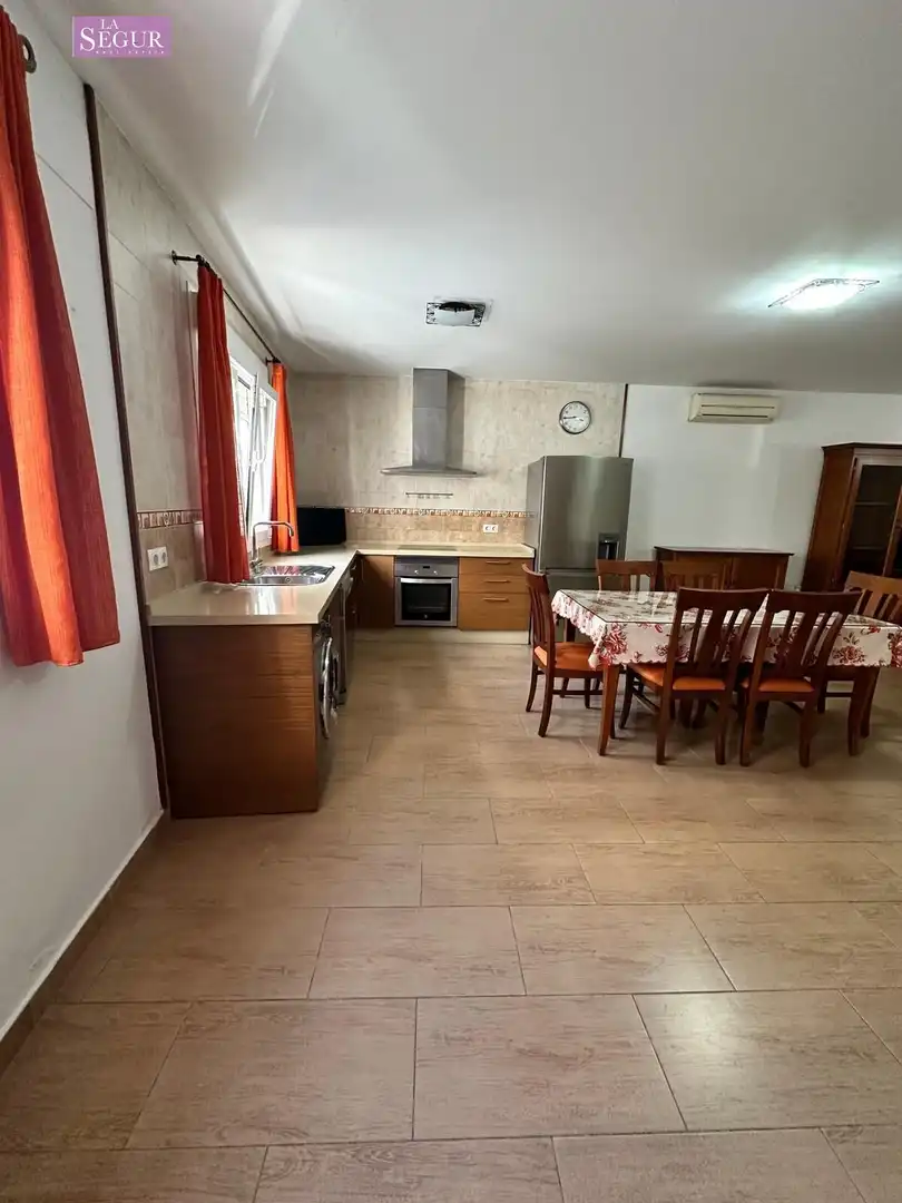 Cocina de Planta baja en venta en Conil de la Frontera con Aire acondicionado
