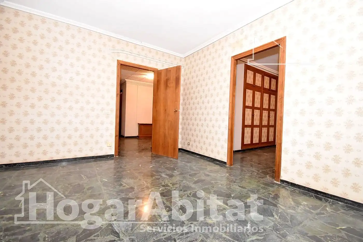 Habitación de Piso en venta en Castellón de la Plana / Castelló de la Plana con Calefacción y Balcón
