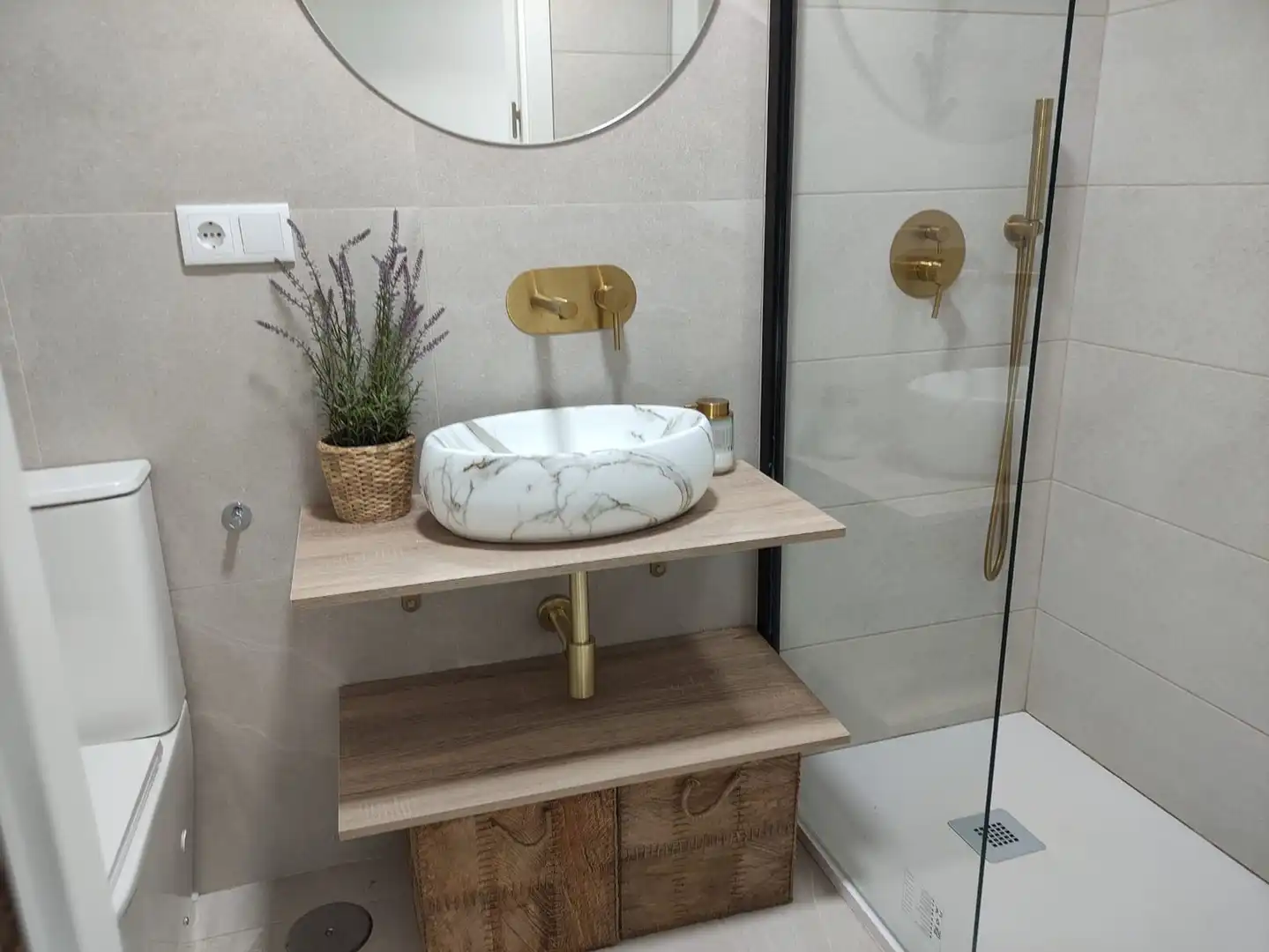 Baño de Piso en venta en Sanlúcar de Barrameda con Aire acondicionado