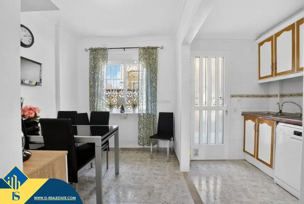 Haus mit Pool zum Verkauf in Nueva Torrevieja - Aguas Nuevas, imagen 9