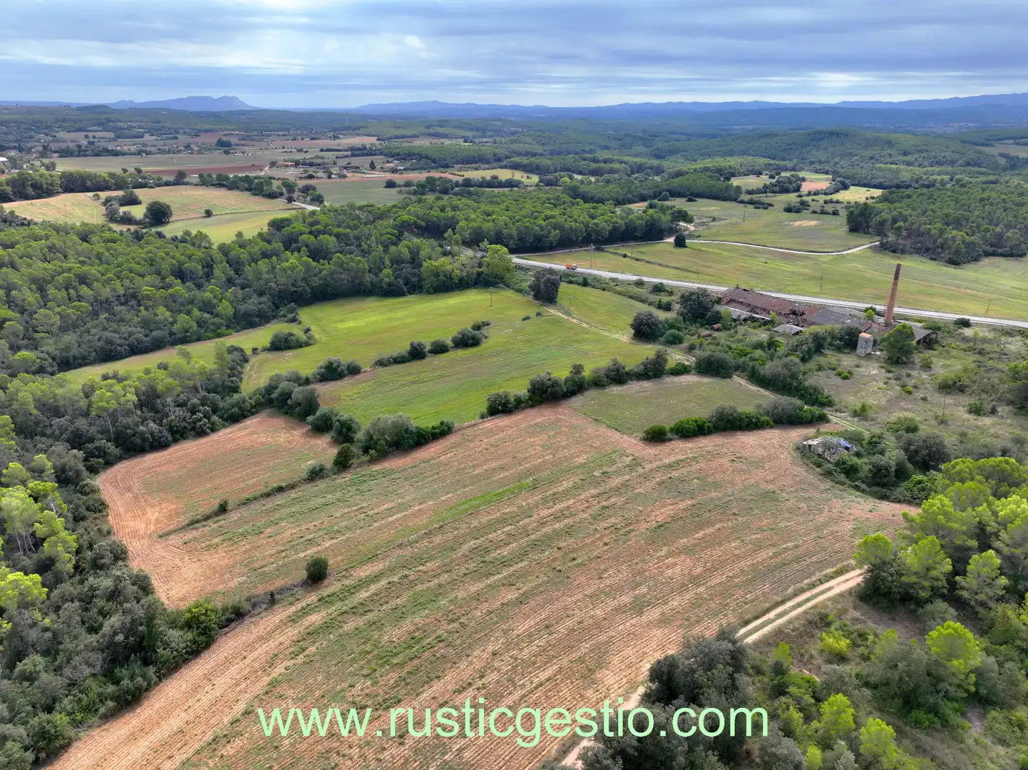 Finca rústica en venta en Vilaür con Jardín privado