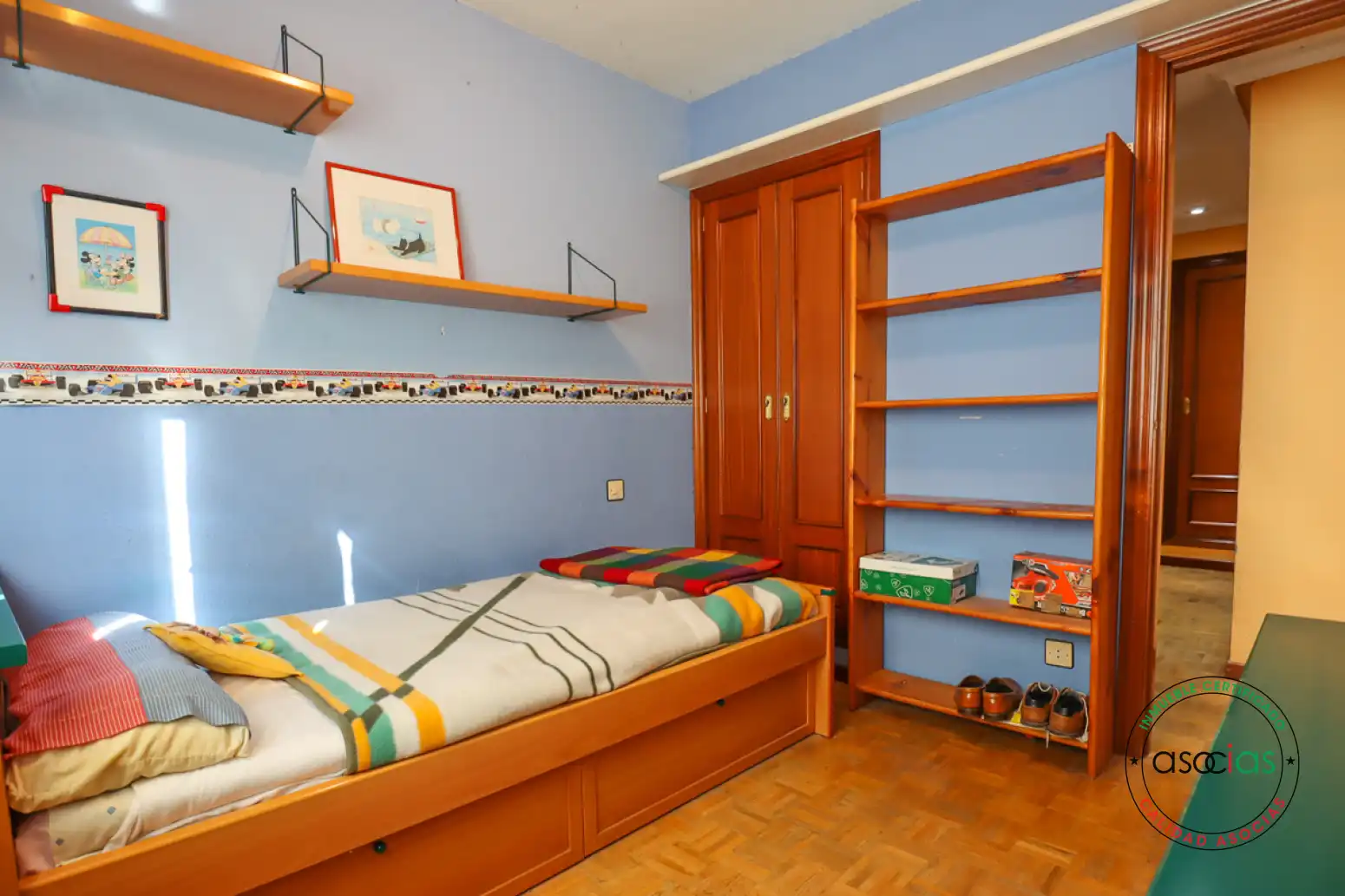 Dormitori de Pis en venda en Siero amb Calefacció, Parquet i Moblat