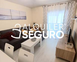 Living room of Flat to rent in  Madrid Capital  with Heating, Terrace and Furnished