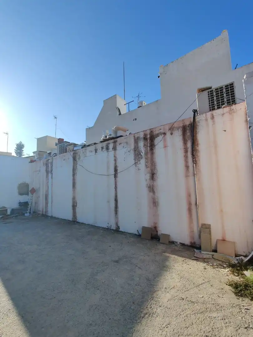 Außenansicht von Residential zum Verkauf in Chipiona