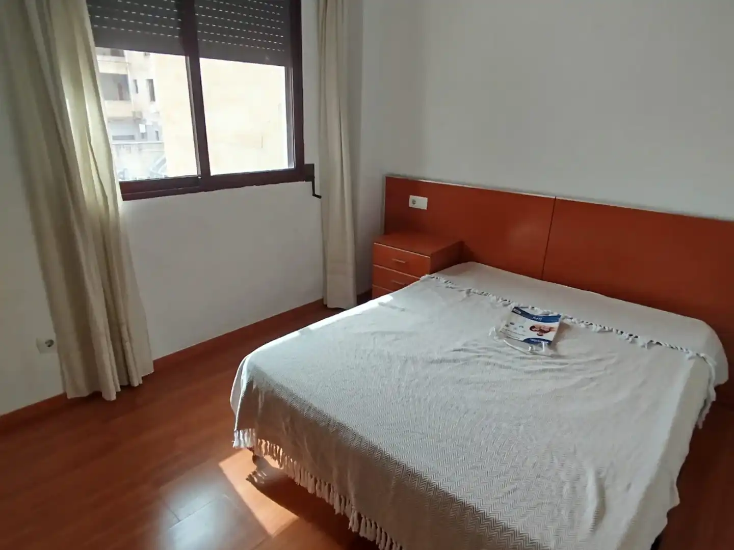 Habitación de Apartamento de alquiler en Murcia con Aire acondicionado, Calefacción y Amueblado