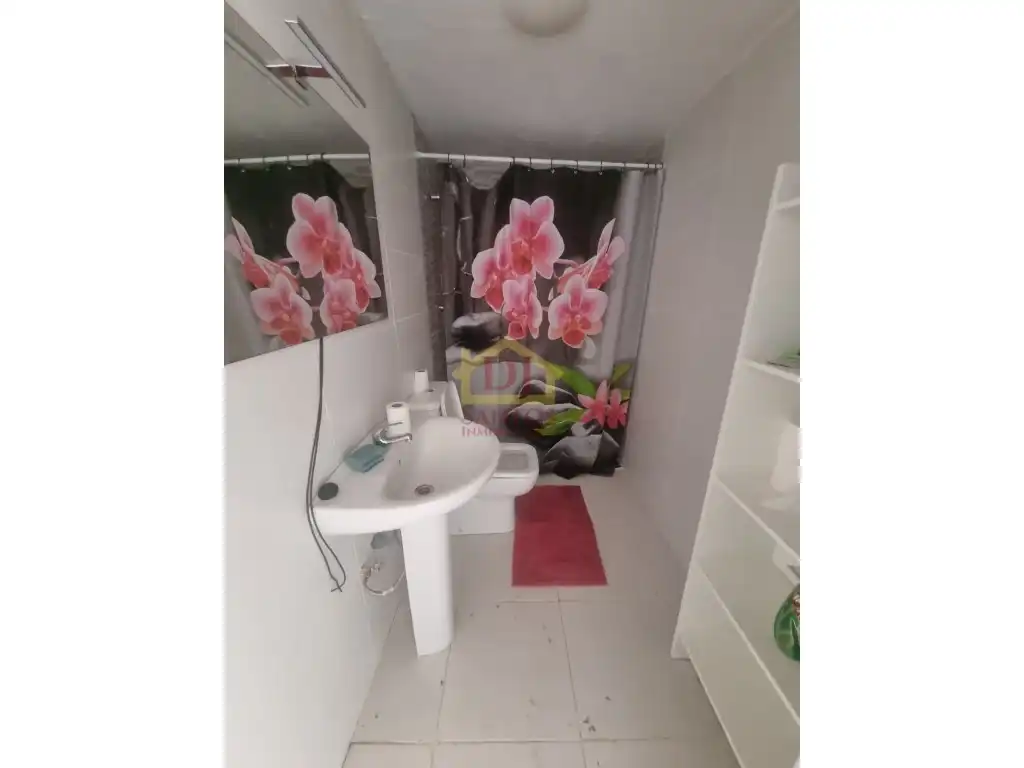 Baño de Casa o chalet en venta en Las Veguillas  con Jardín privado