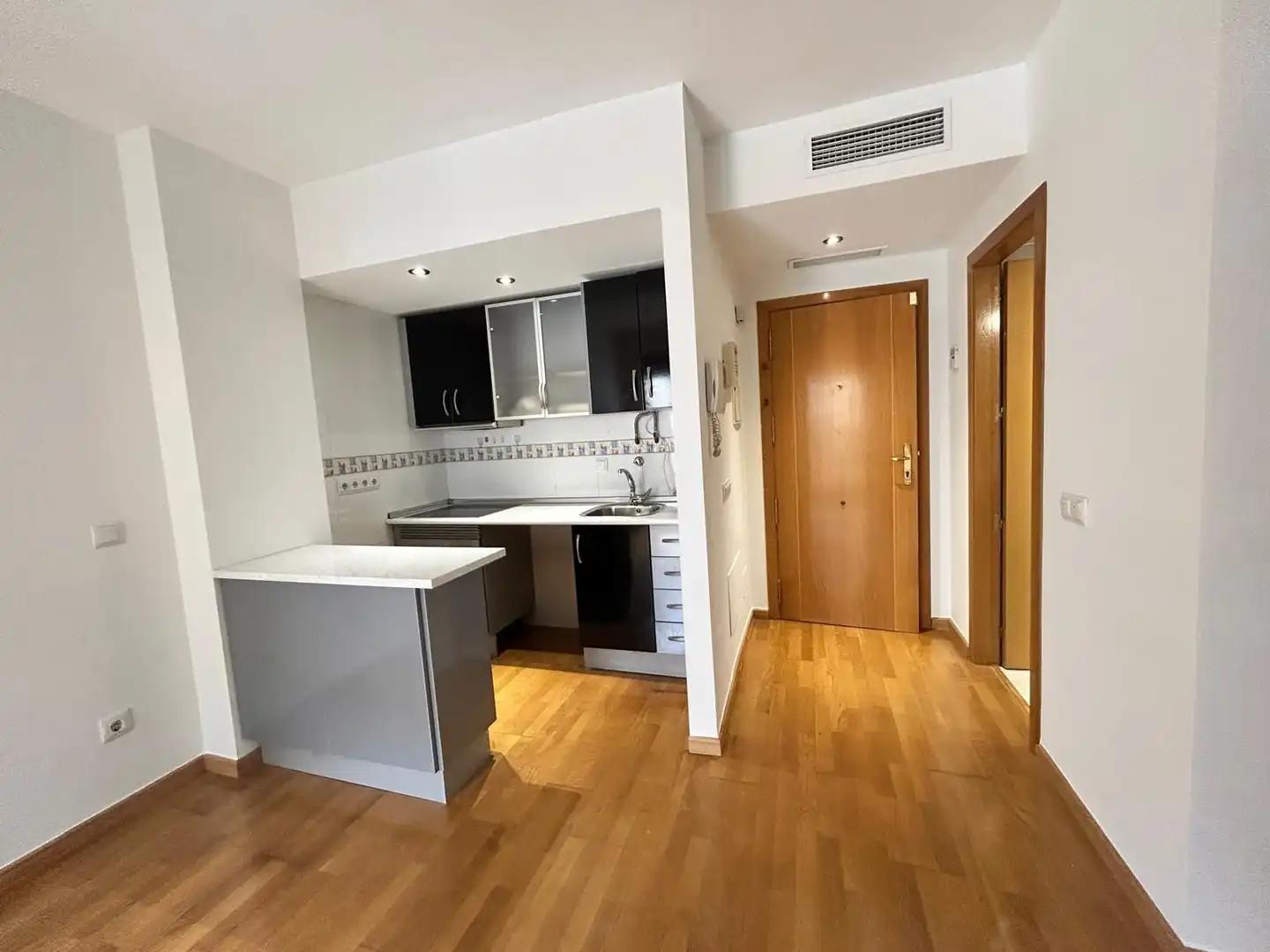 Cocina de Estudio en venta en  Murcia Capital con Aire acondicionado, Terraza y Trastero
