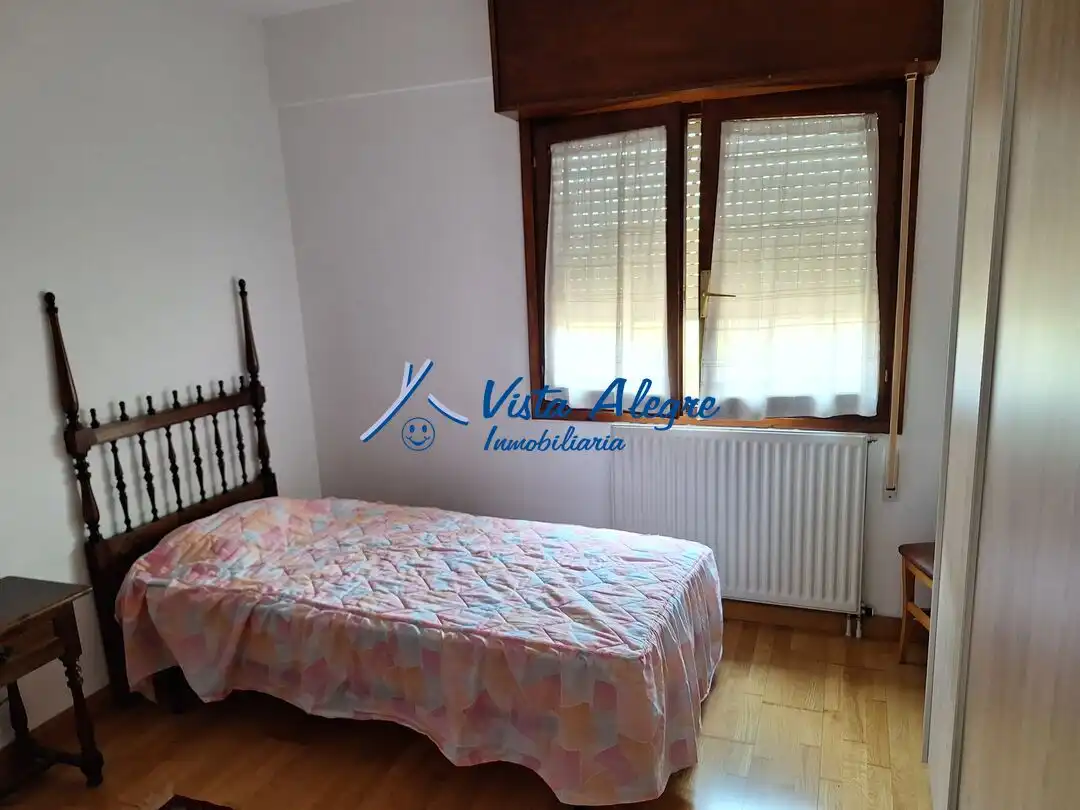 Bedroom of Flat for sale in Cuzcurrita de Río Tirón  with Heating and Furnished