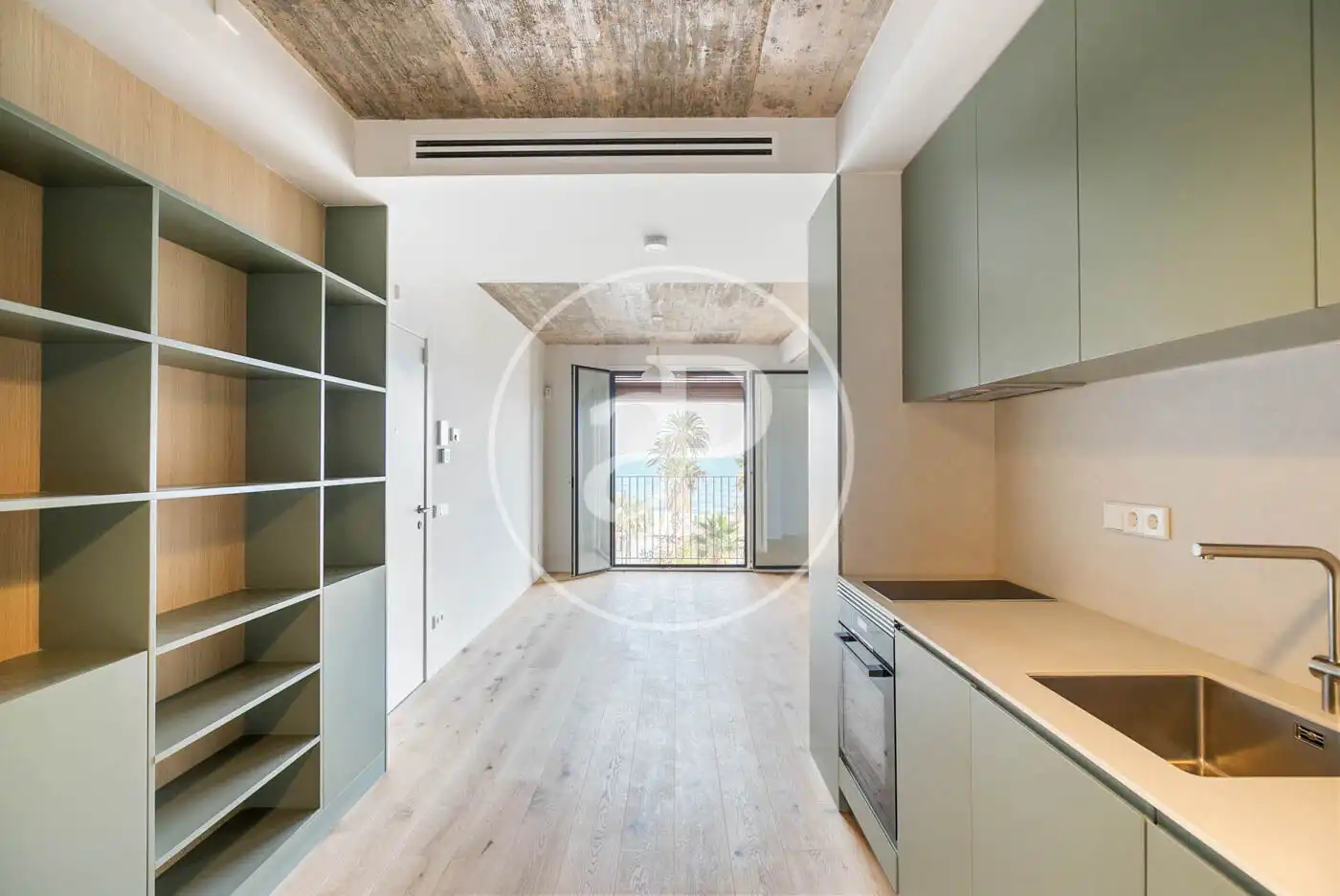 Küche von Wohnung zum Verkauf in Barcelona mit Klimaanlage, Heizung und Balkon