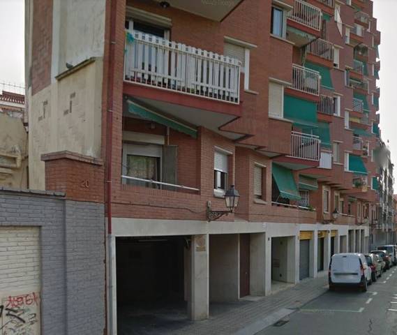 Garaje en Venta en MUNICIPI en El Clot