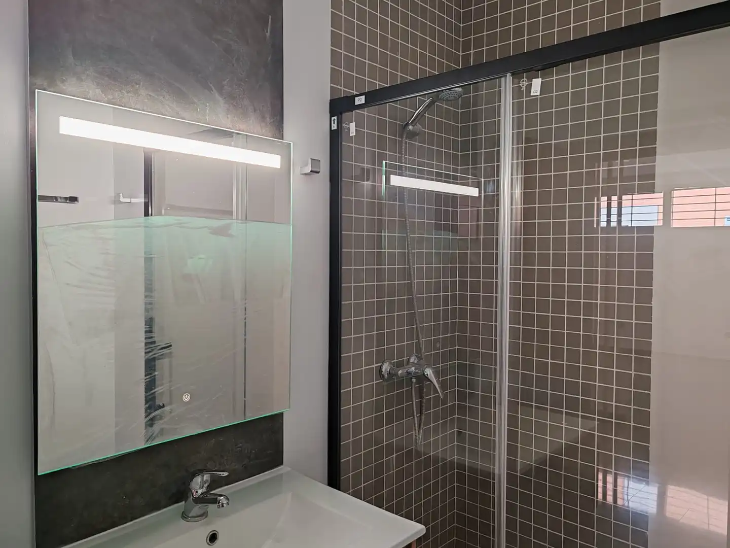 Baño de Apartamento de alquiler en Coria del Río con Aire acondicionado, Horno y Lavadora