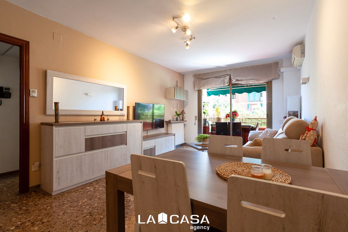 Sala d'estar de Pis en venda en L'Hospitalet de Llobregat