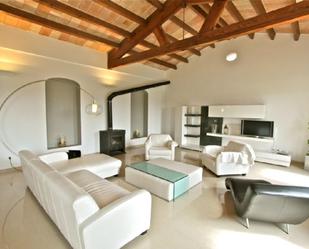 Living room of Single-family semi-detached to rent in Vilafranca de Bonany  with Air Conditioner, Private garden and Terrace