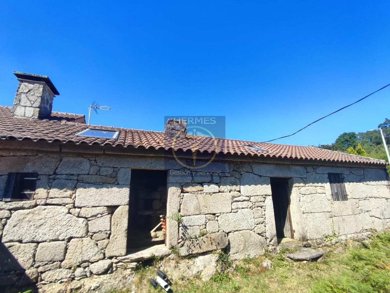 Vista exterior de Finca rústica en venda en Vigo  amb Calefacció i Jardí privat