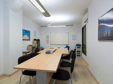 Office space with lift to rent in Calle San Juan de Dios
