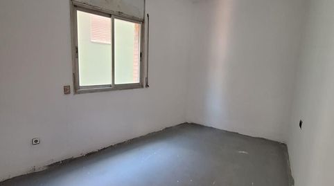 Foto 3 de Piso en venta en Font Pudenta, Montcada i Reixac