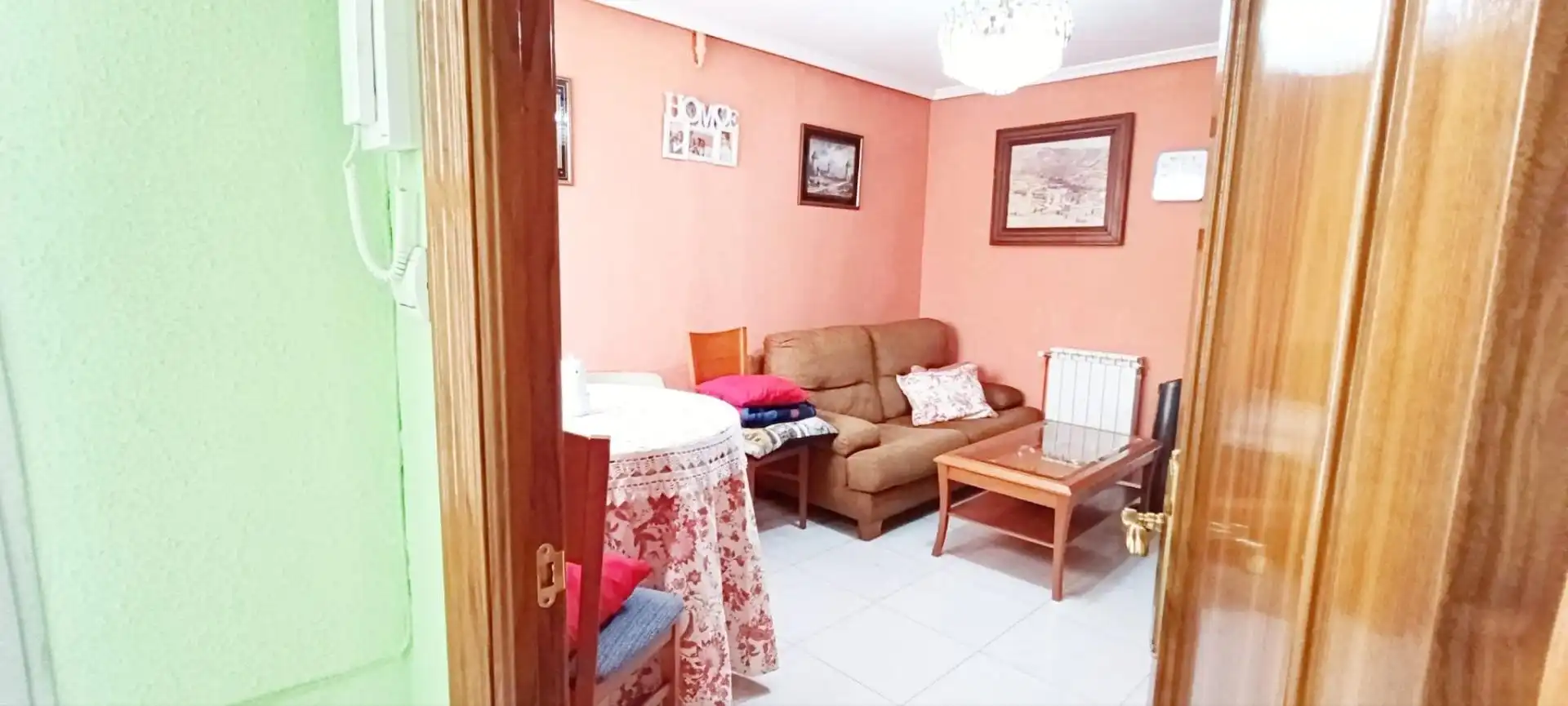 Wohnzimmer von Wohnung zum Verkauf in León Capital 