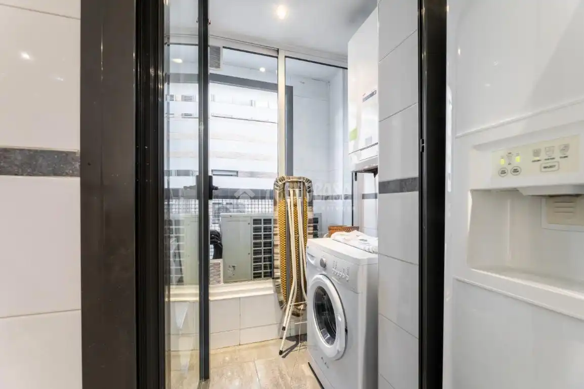 Bathroom of Flat for sale in Torrelodones  with Air Conditioner, Heating and Private garden
