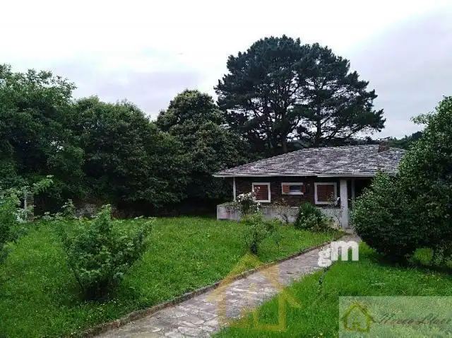 Casa o chalet en venta en Lugo con Calefacción, Terraza y Trastero