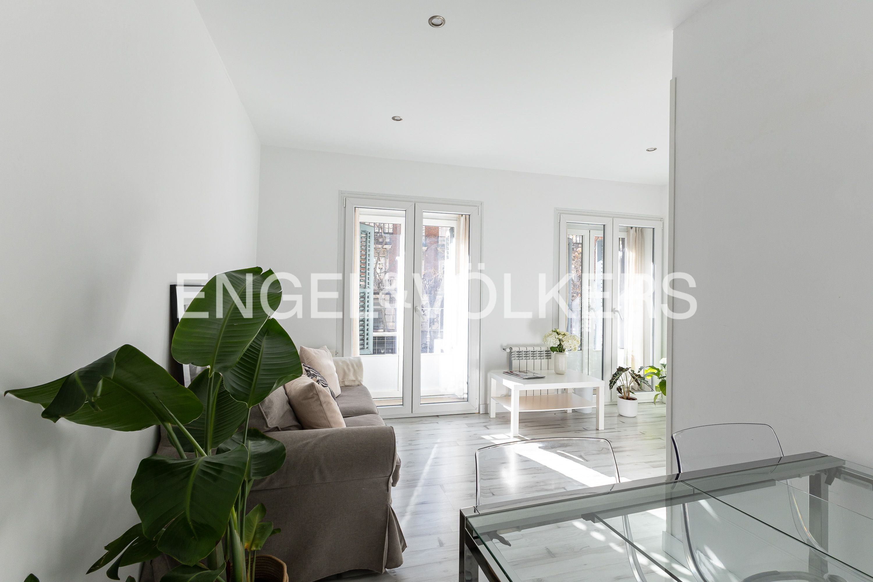 Living room of Apartment to rent in  Madrid Capital  with Air Conditioner, Heating and Furnished
