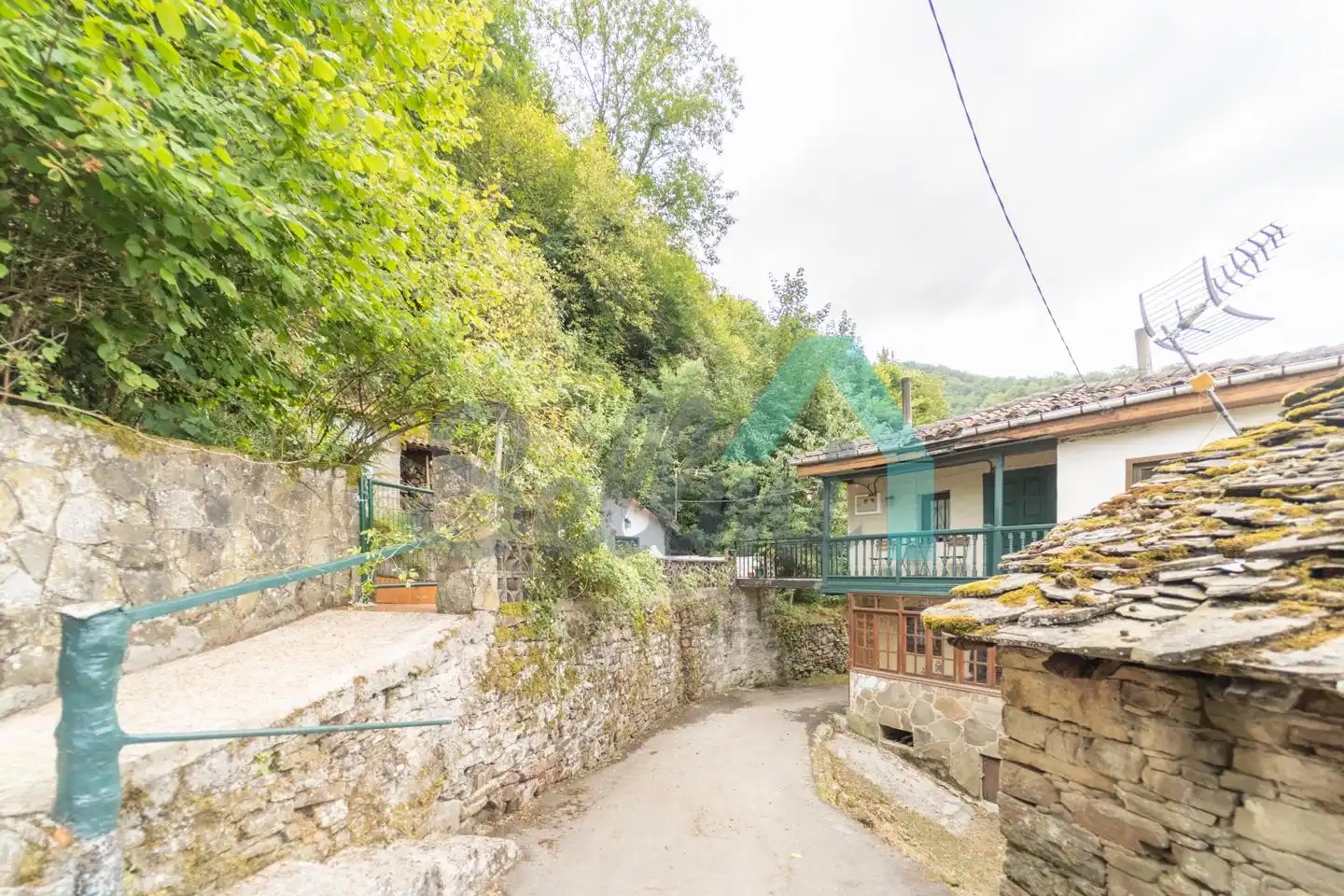 Exterior view of Houses for sale in Aller  with Heating, Private garden and Terrace