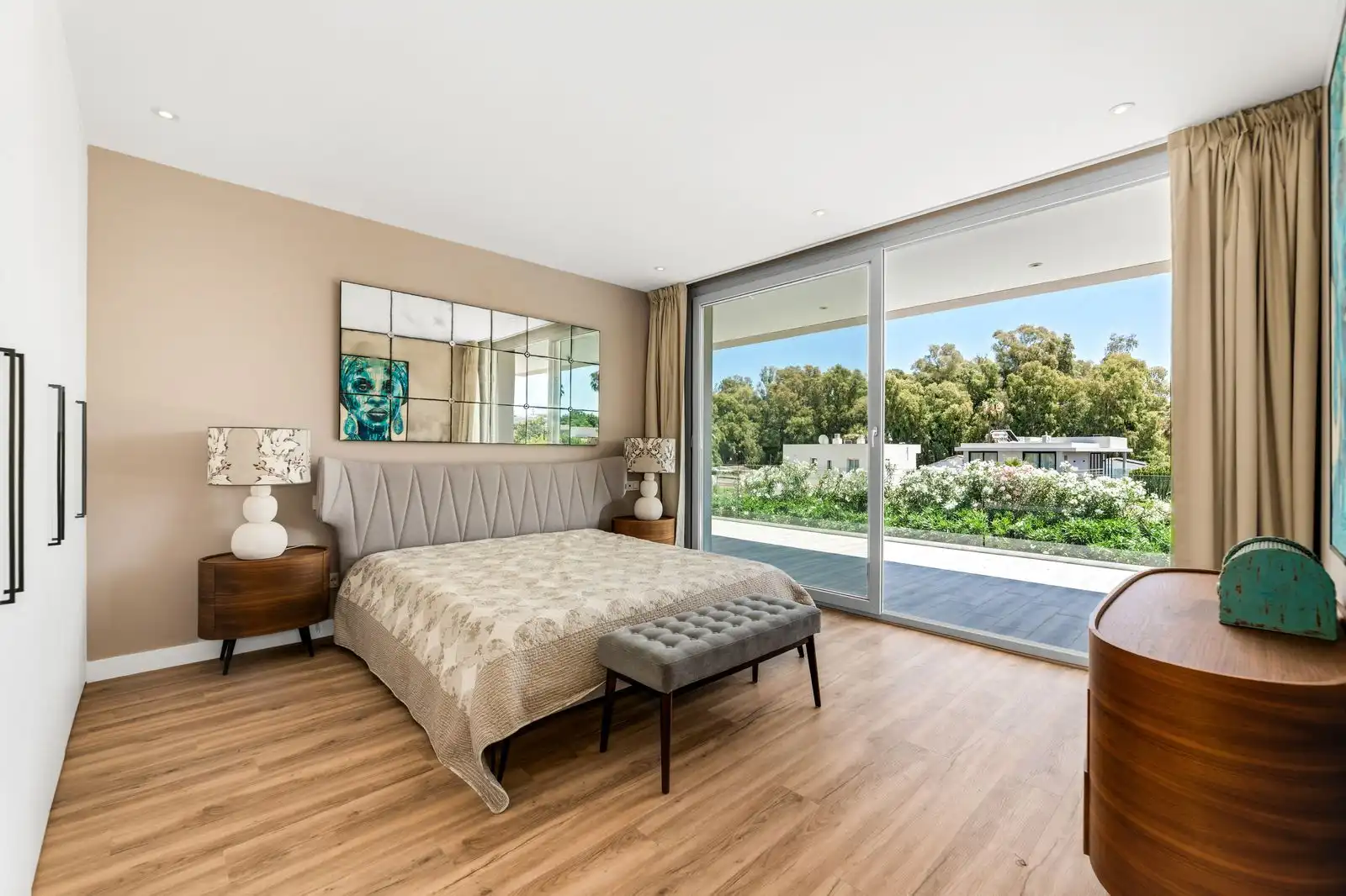 Chalet con piscina en venta en Avenida Marqués del Duero 82, imagen 9