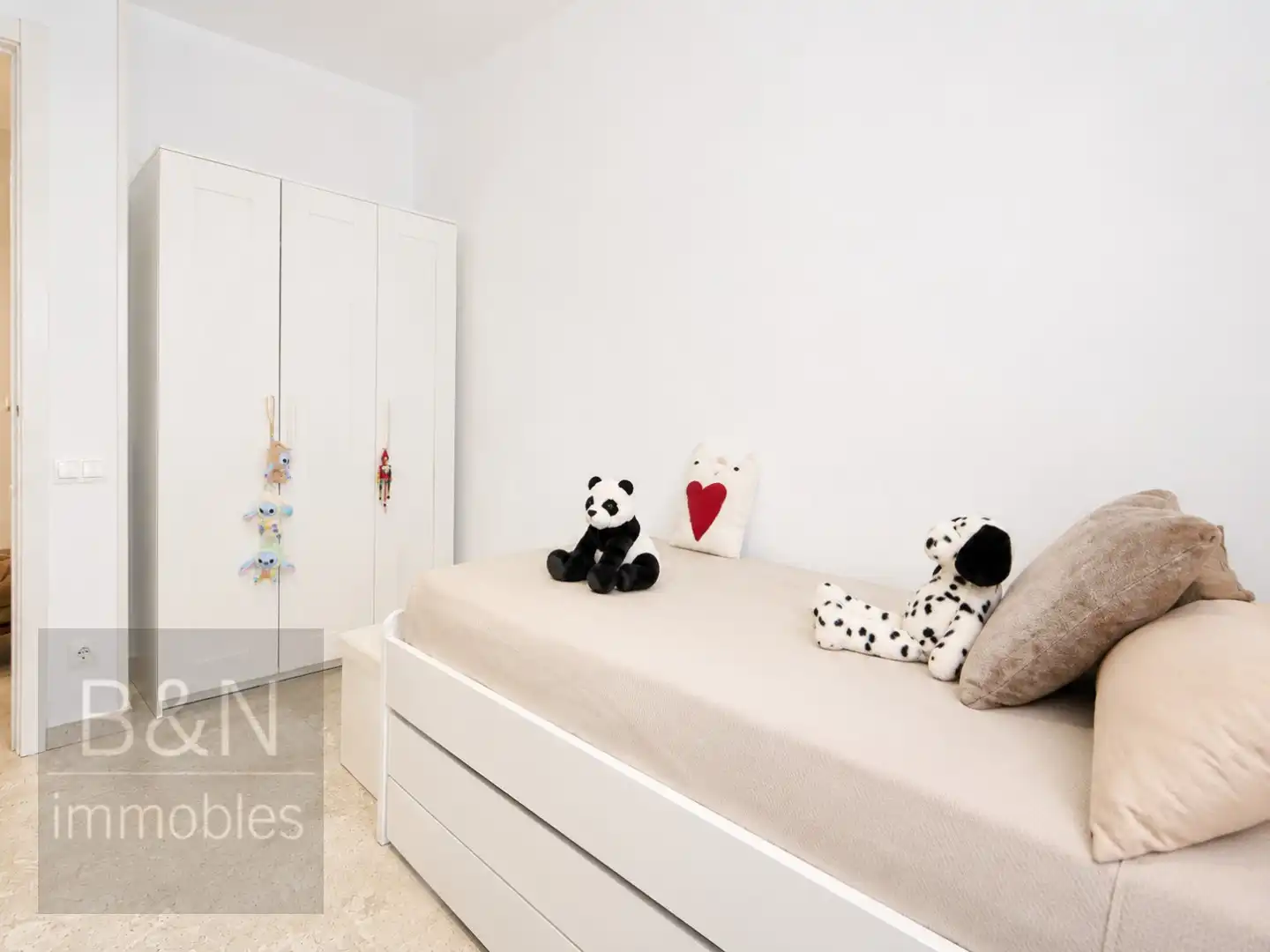 Habitación de Casa o chalet en venta en Terrassa con Aire acondicionado, Calefacción y Jardín privado