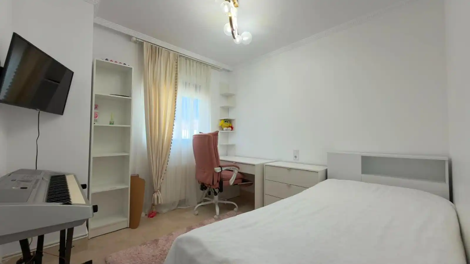 Bedroom of Detached homes for sale in Sant Joan d'Alacant  with Air Conditioner, Terrace and Alarm