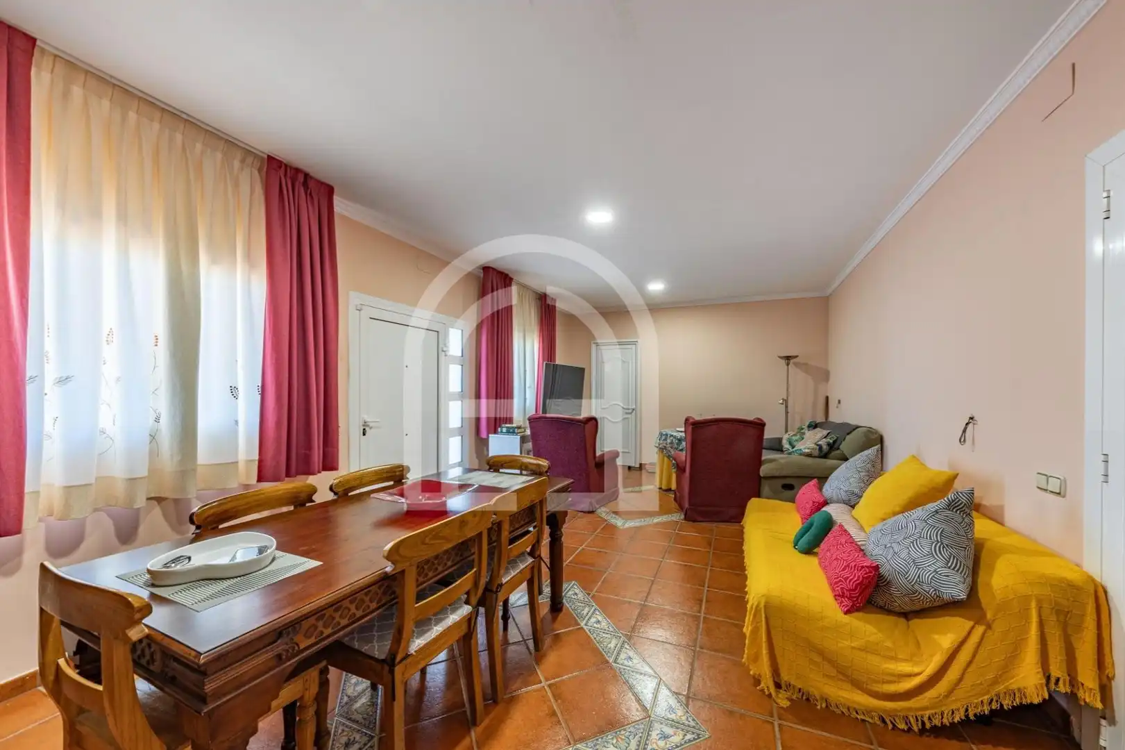 Sala de estar de Casa o chalet en venta en Badalona con Calefacción, Jardín privado y Terraza