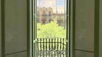 Vista exterior de Estudi de lloguer en  Barcelona Capital amb Aire condicionat, Calefacció i Balcó
