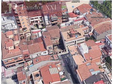 House with balcony for sale in Centre - Sant Oleguer