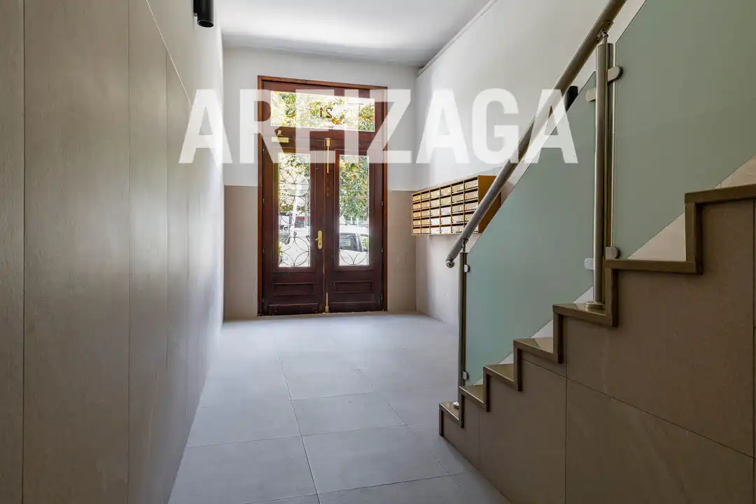 Piso en venta en Donostia - San Sebastián  con Calefacción, Amueblado y Balcón